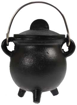 Plain Cast Iron Cauldron  W/ Lid 3"